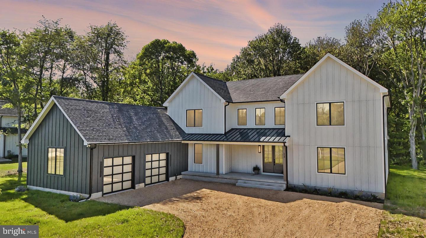 208 Tower Dr