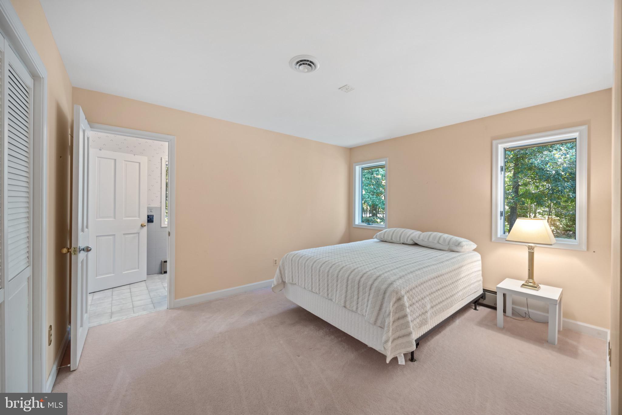 130 Tanners Point Dr