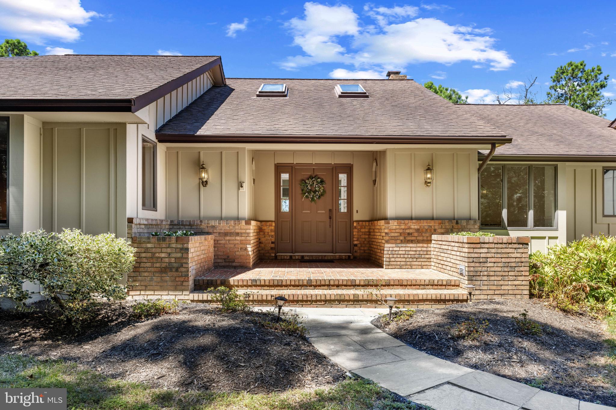 130 Tanners Point Dr