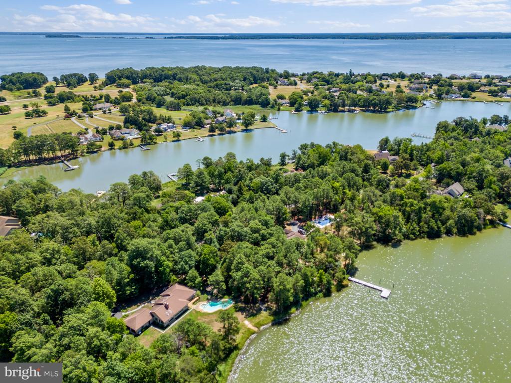 130 Tanners Point Dr