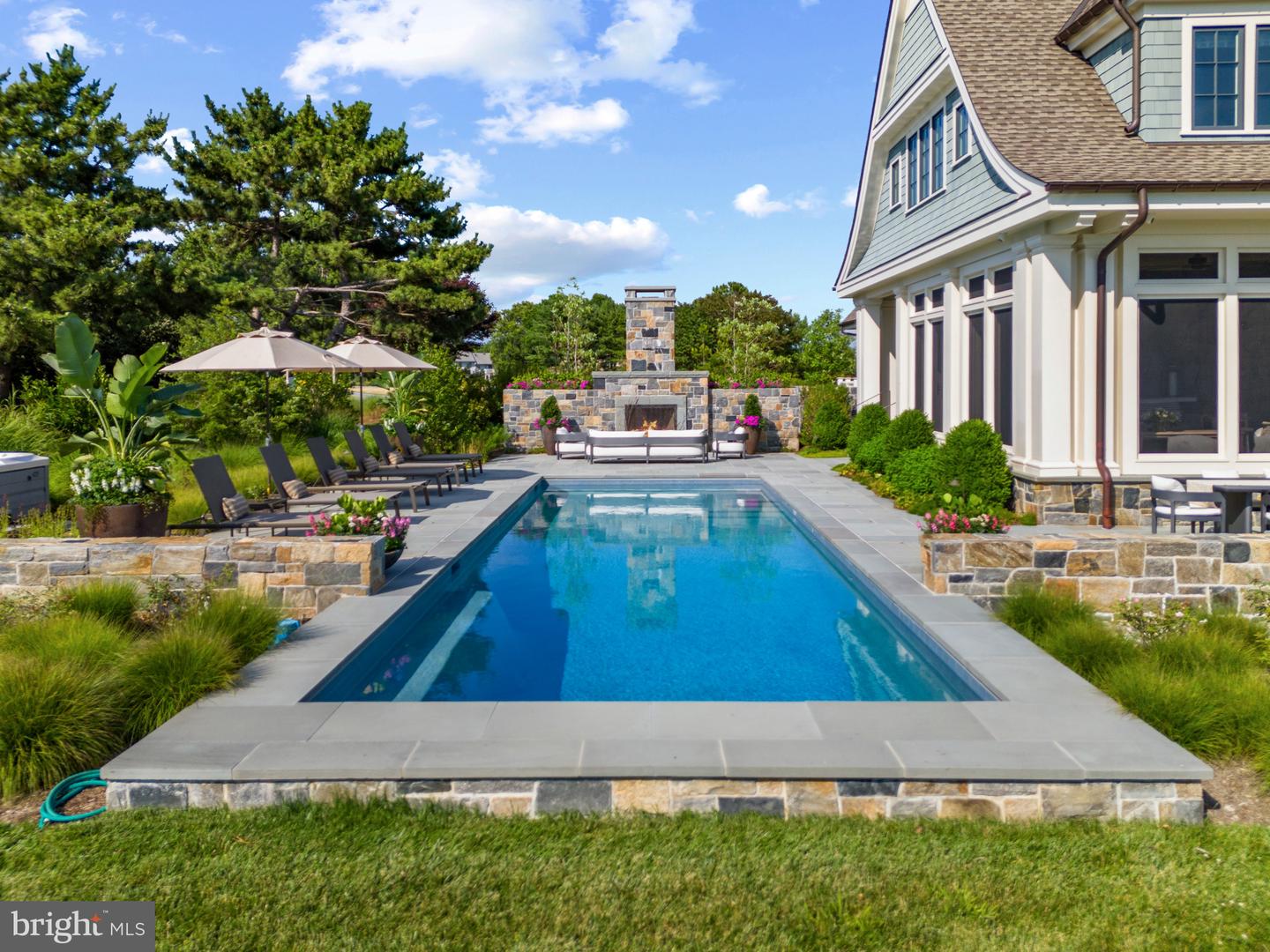 101 Cove Creek Ct