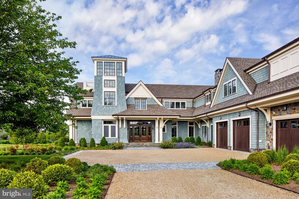 101 Cove Creek Ct