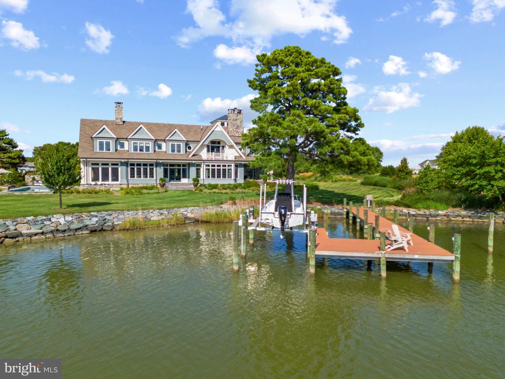 101 Cove Creek Ct