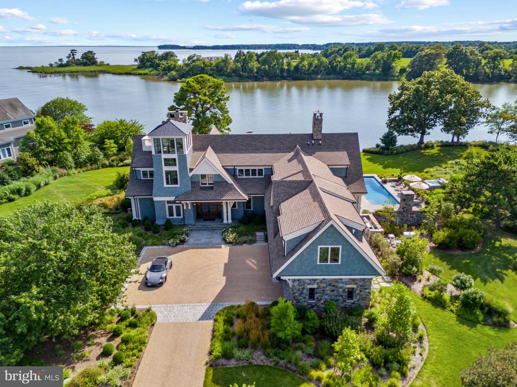 101 Cove Creek Ct