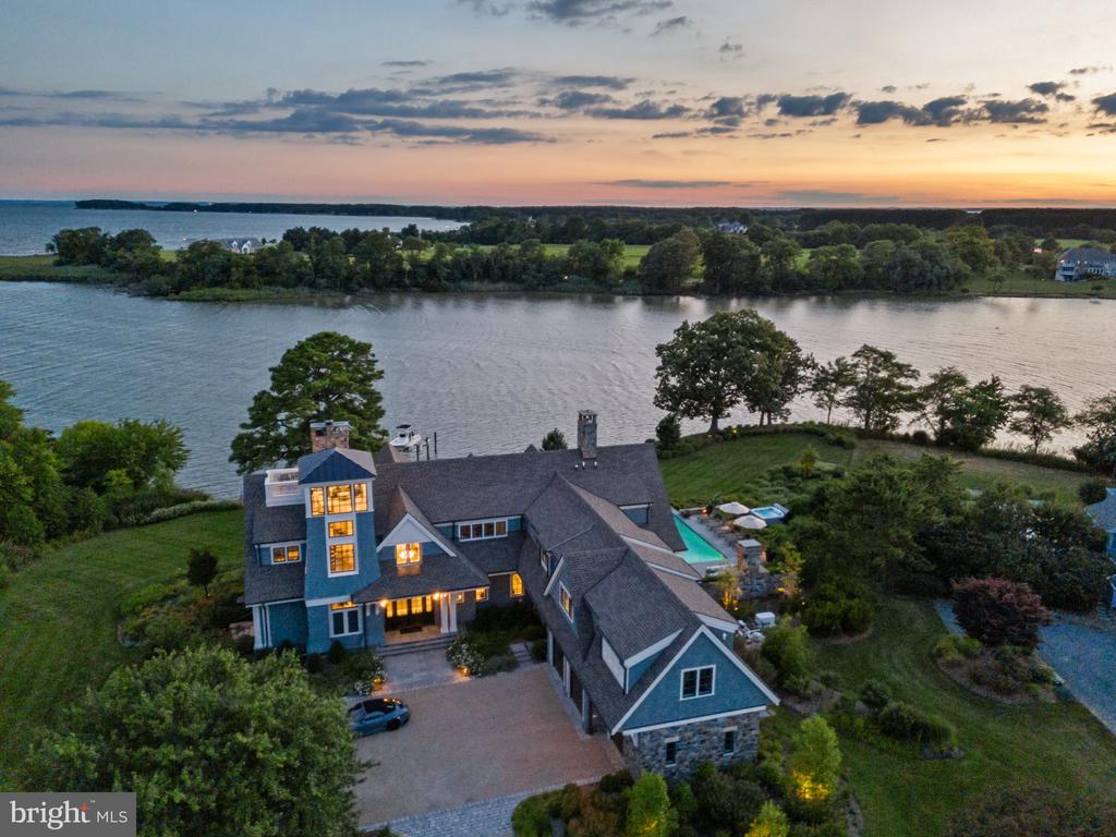 101 Cove Creek Ct