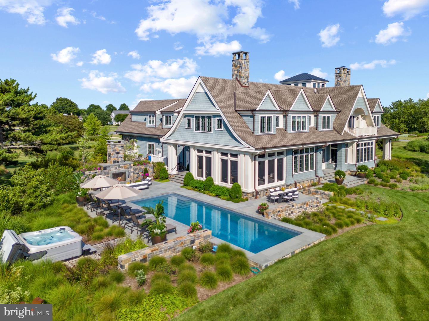 101 Cove Creek Ct
