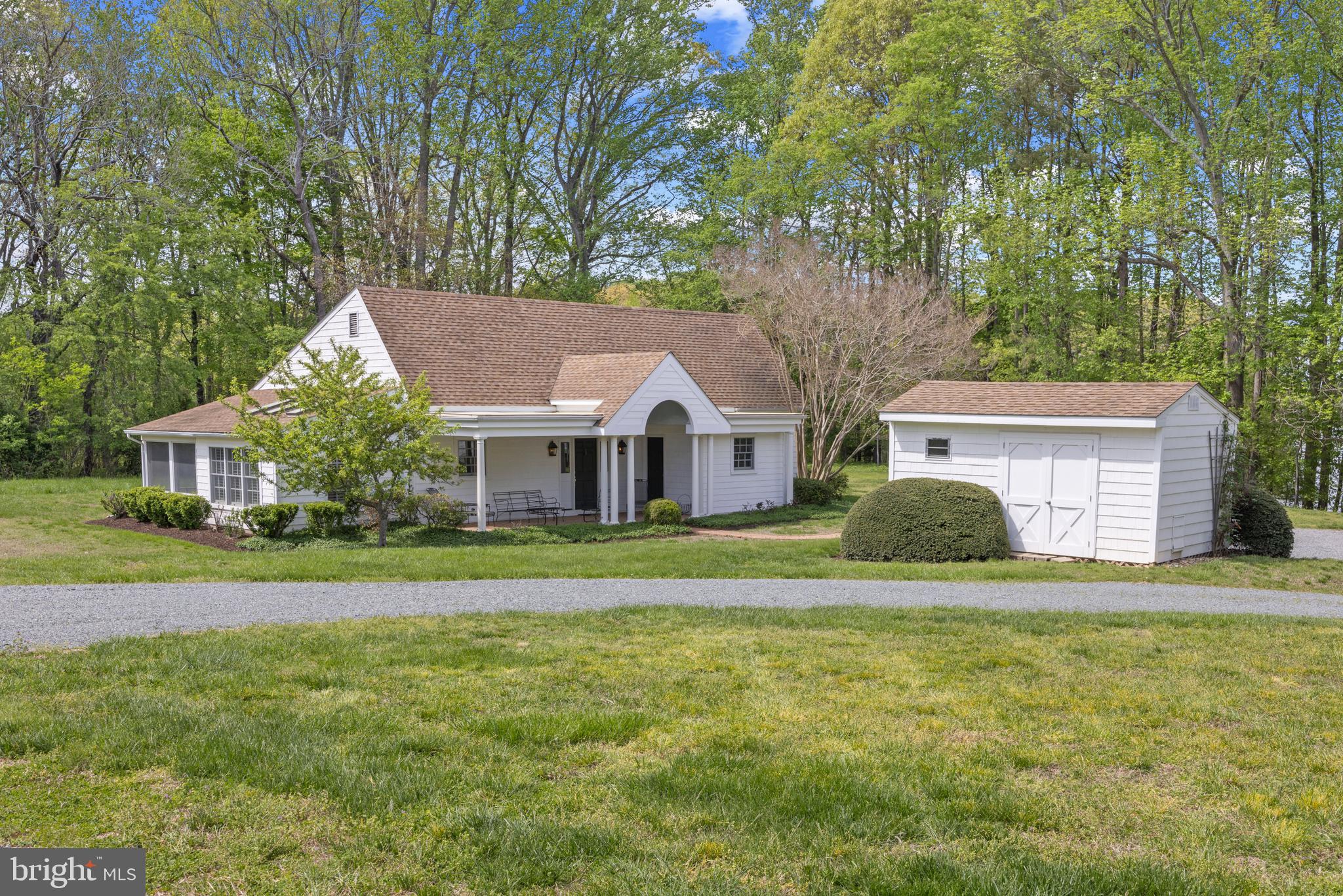 210 Corsica Point Ln