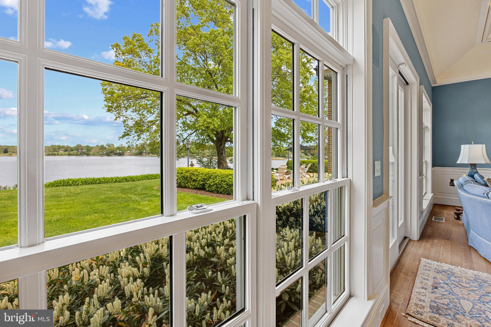 210 Corsica Point Ln