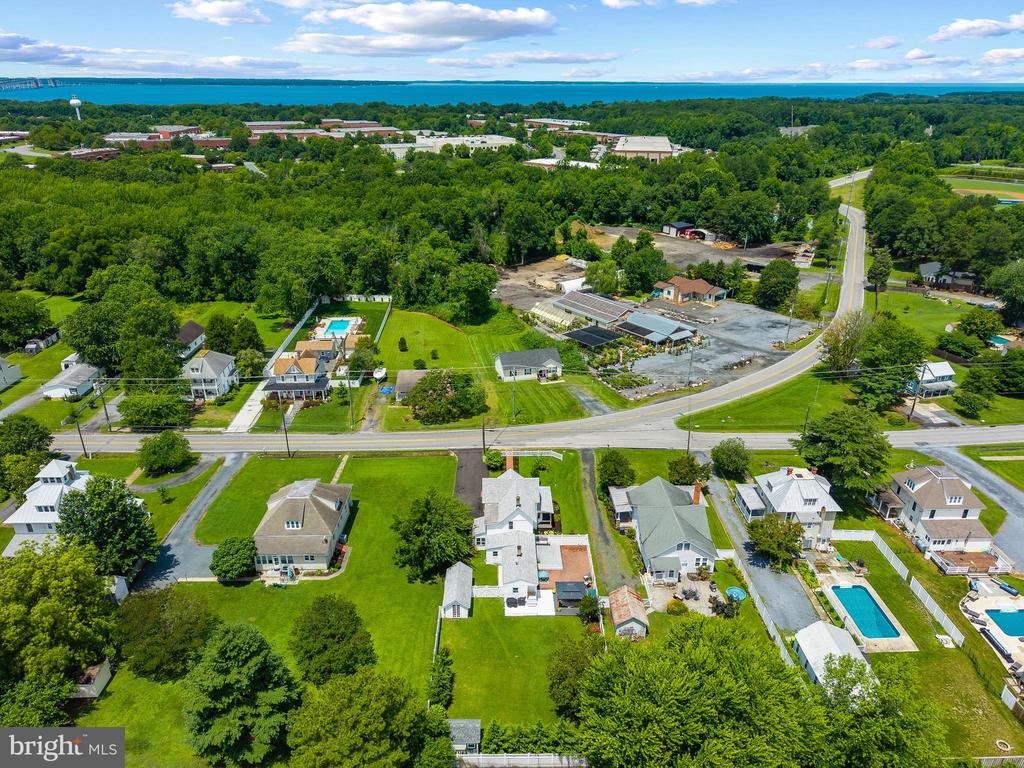 618 Love Point Rd