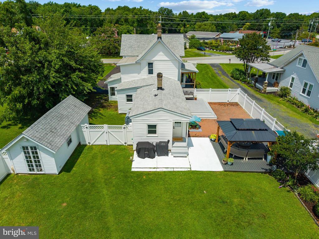 618 Love Point Rd