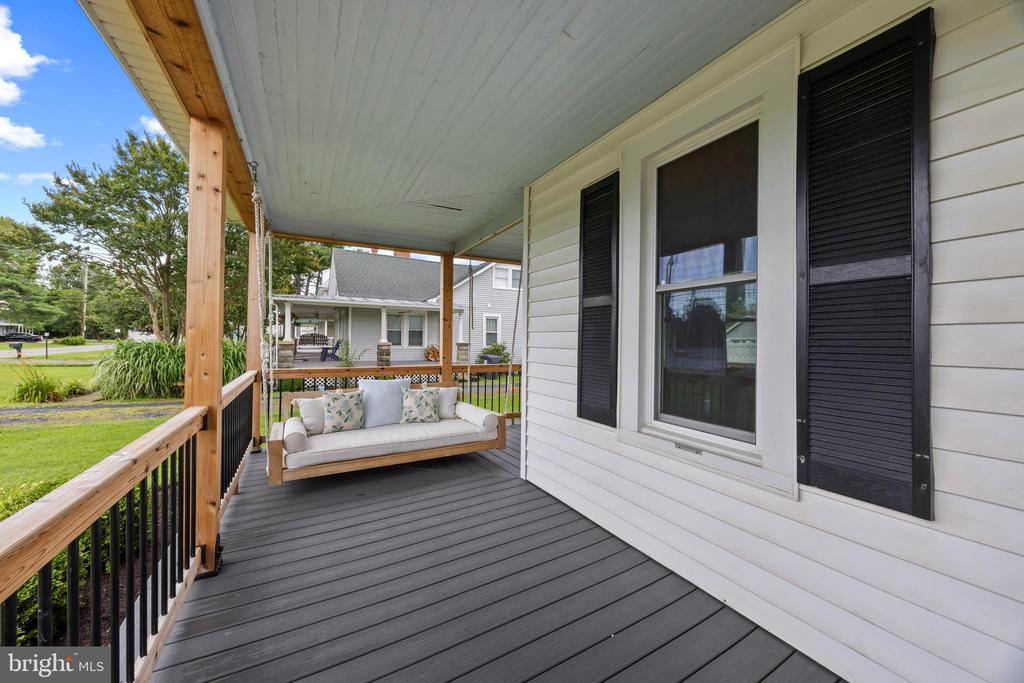 618 Love Point Rd