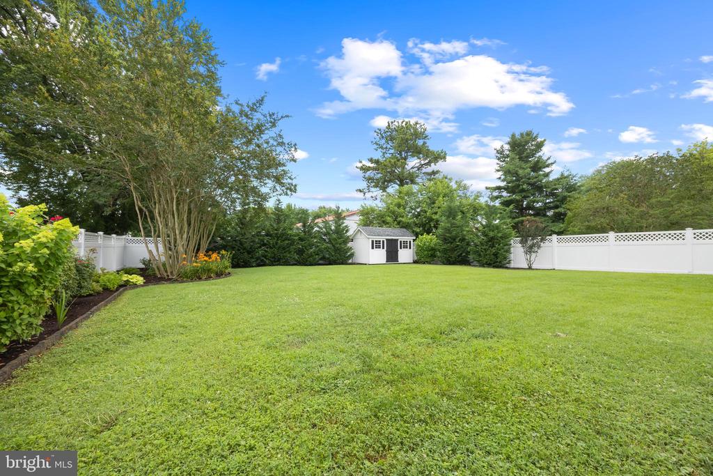 618 Love Point Rd