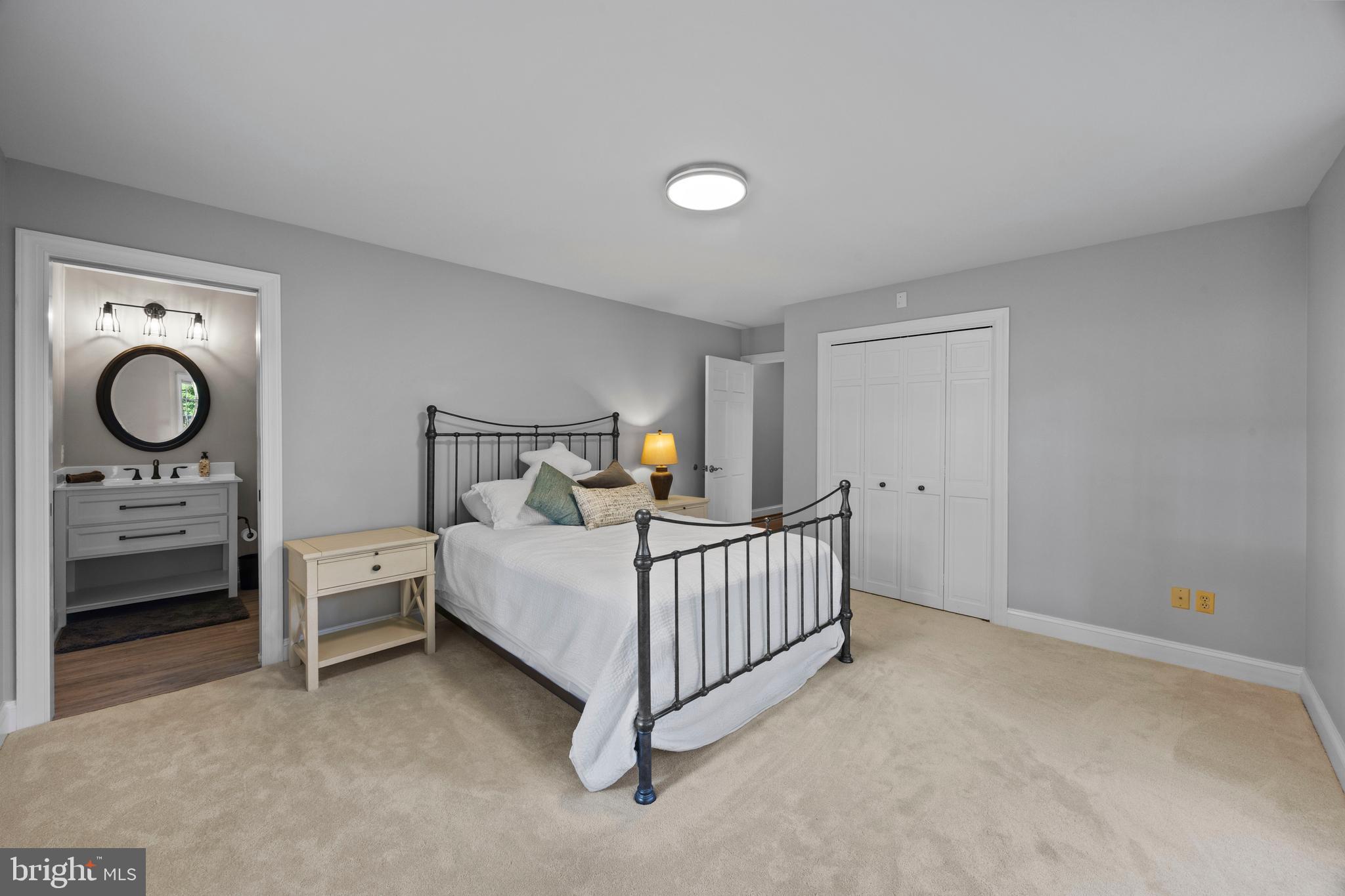 205 LIGHTHOUSE VIEW DRIVE