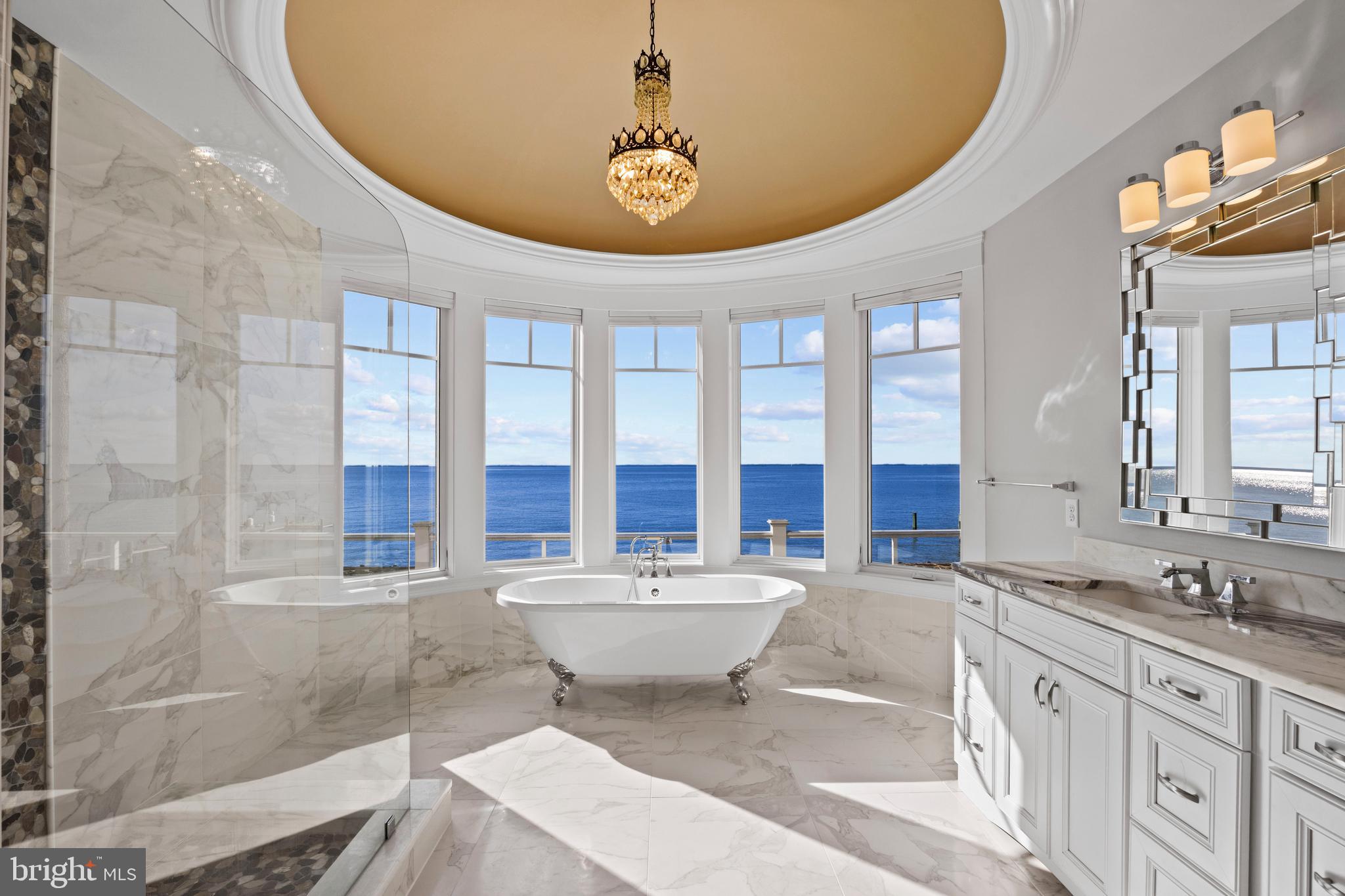 205 LIGHTHOUSE VIEW DRIVE