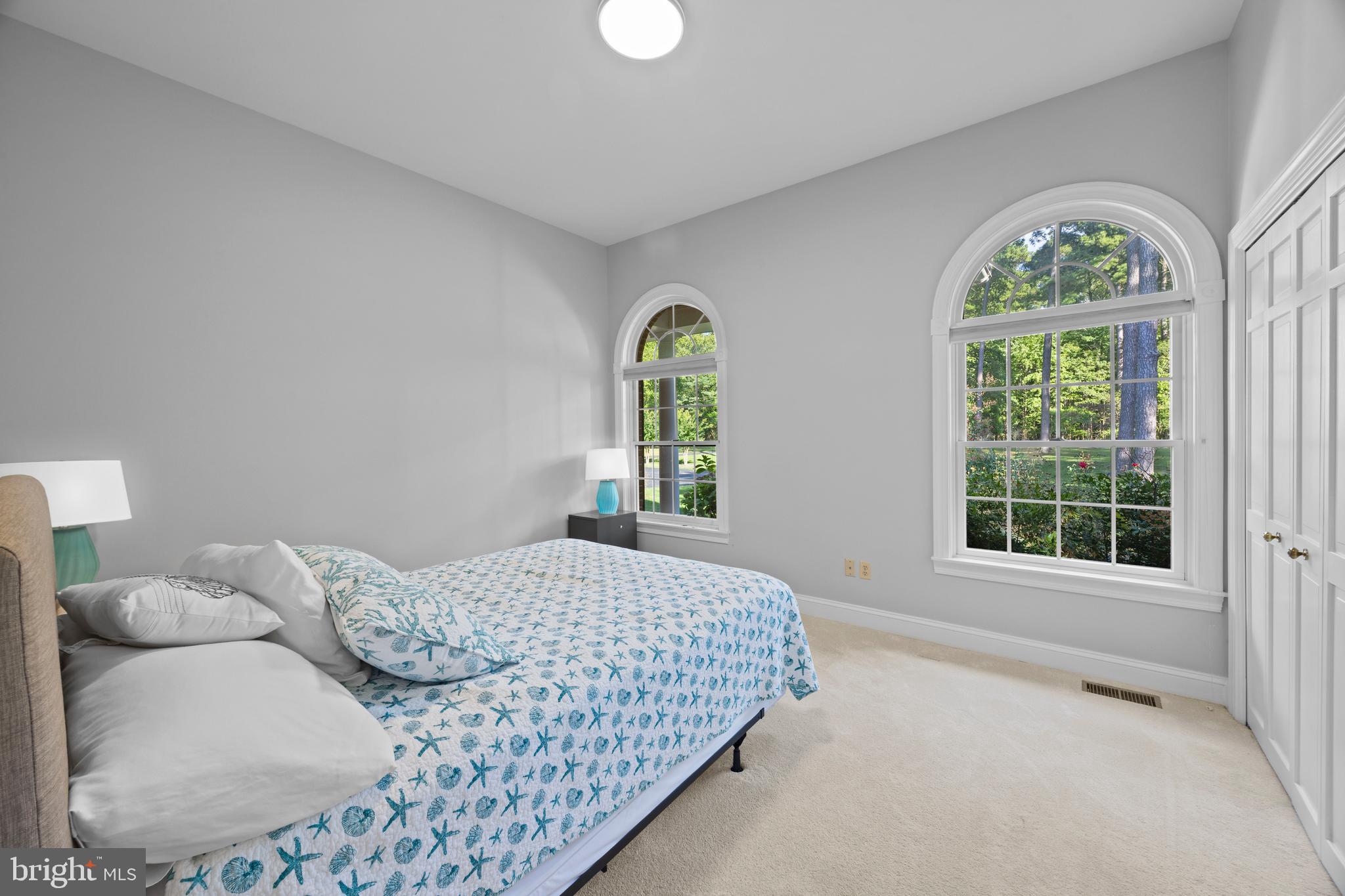 205 LIGHTHOUSE VIEW DRIVE