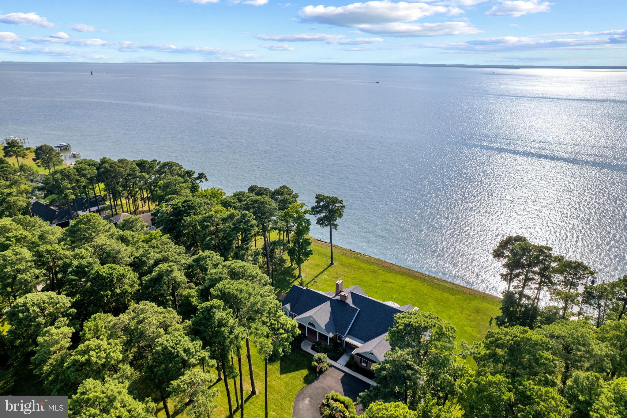 205 LIGHTHOUSE VIEW DRIVE