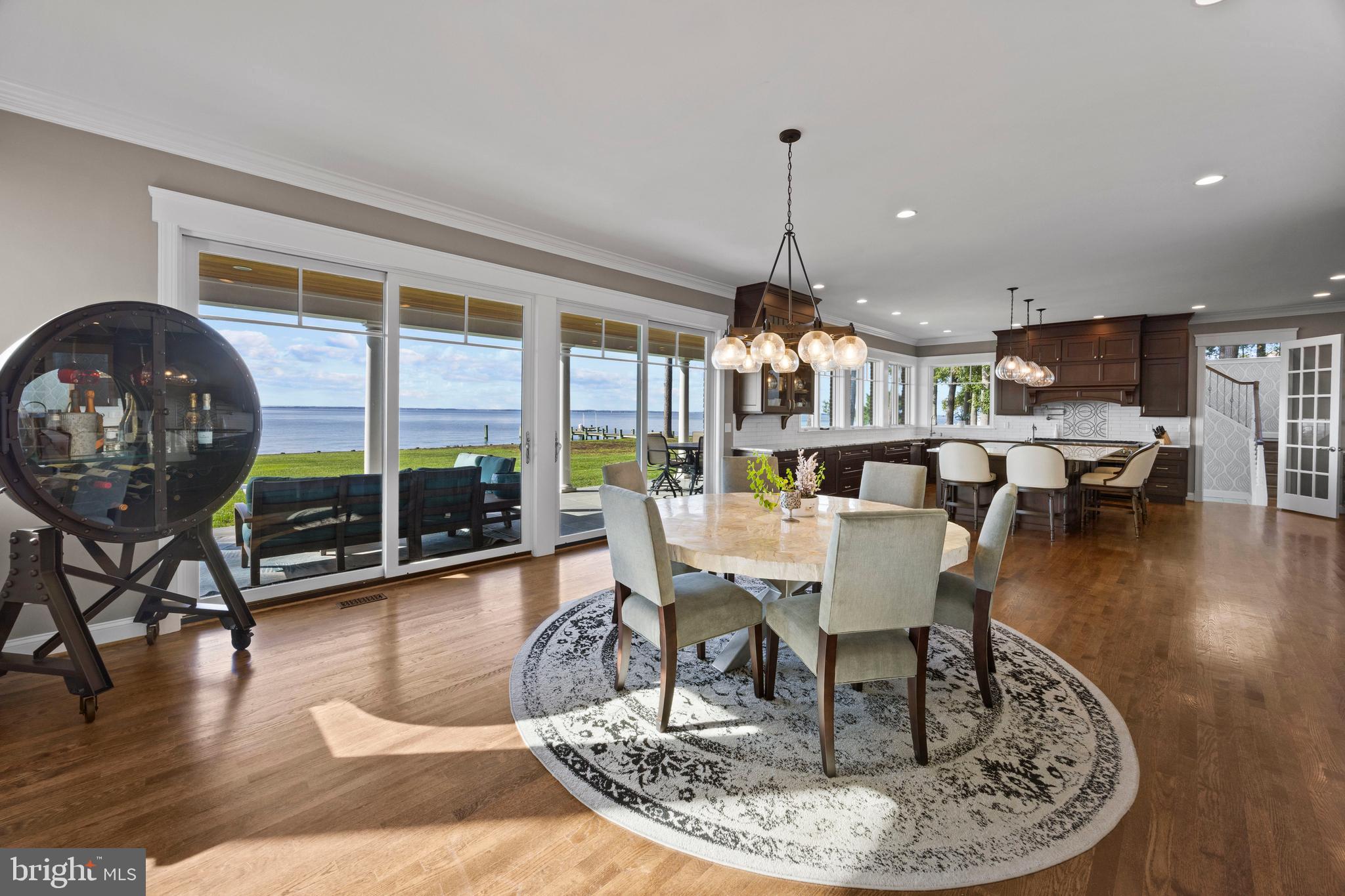 205 LIGHTHOUSE VIEW DRIVE