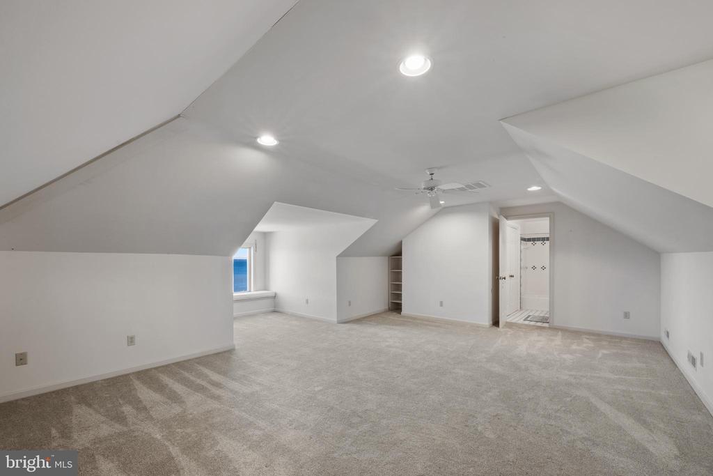EASTERN SHORE WATERFRONT | 2907 COX NECK ROAD E