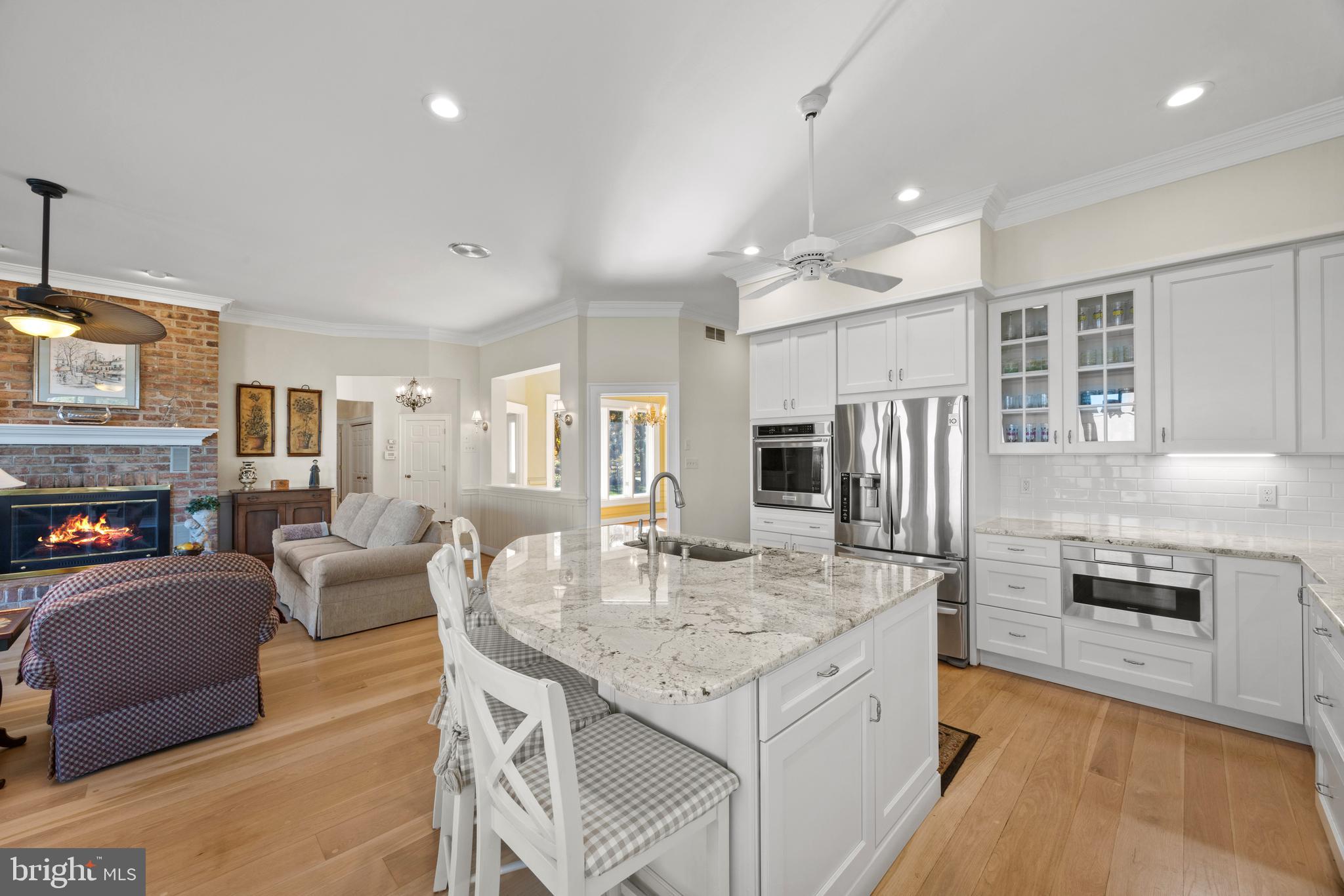 2907 COX NECK ROAD E