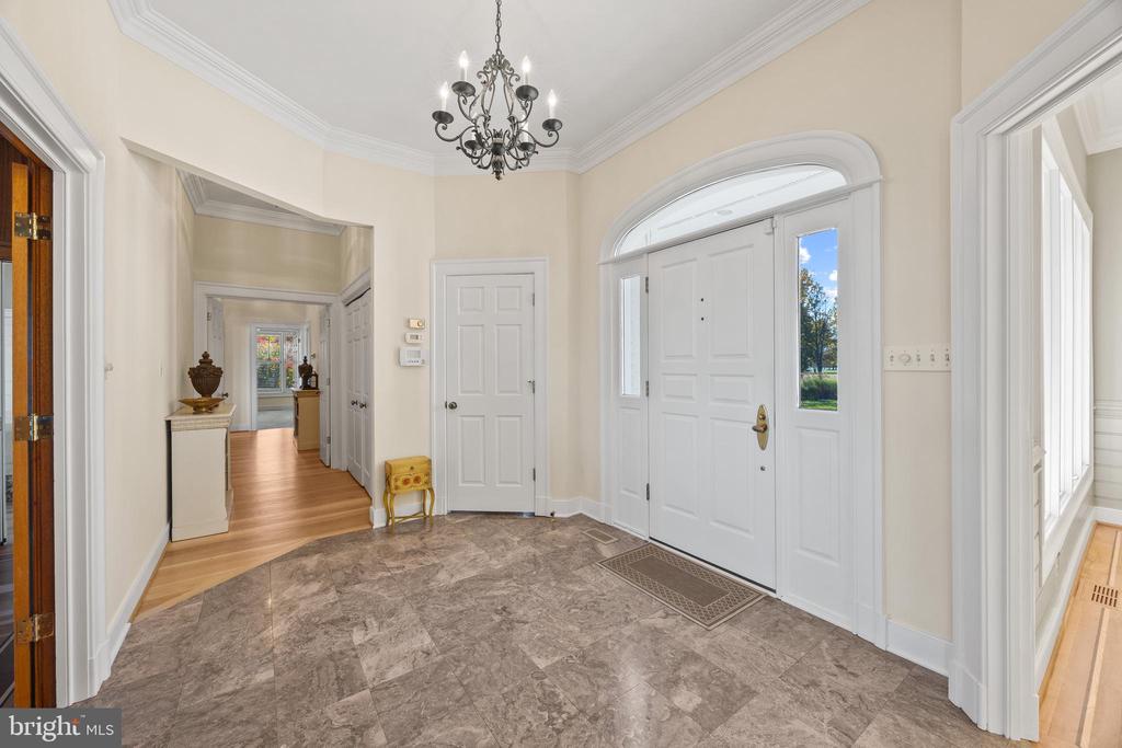 EASTERN SHORE WATERFRONT | 2907 COX NECK ROAD E
