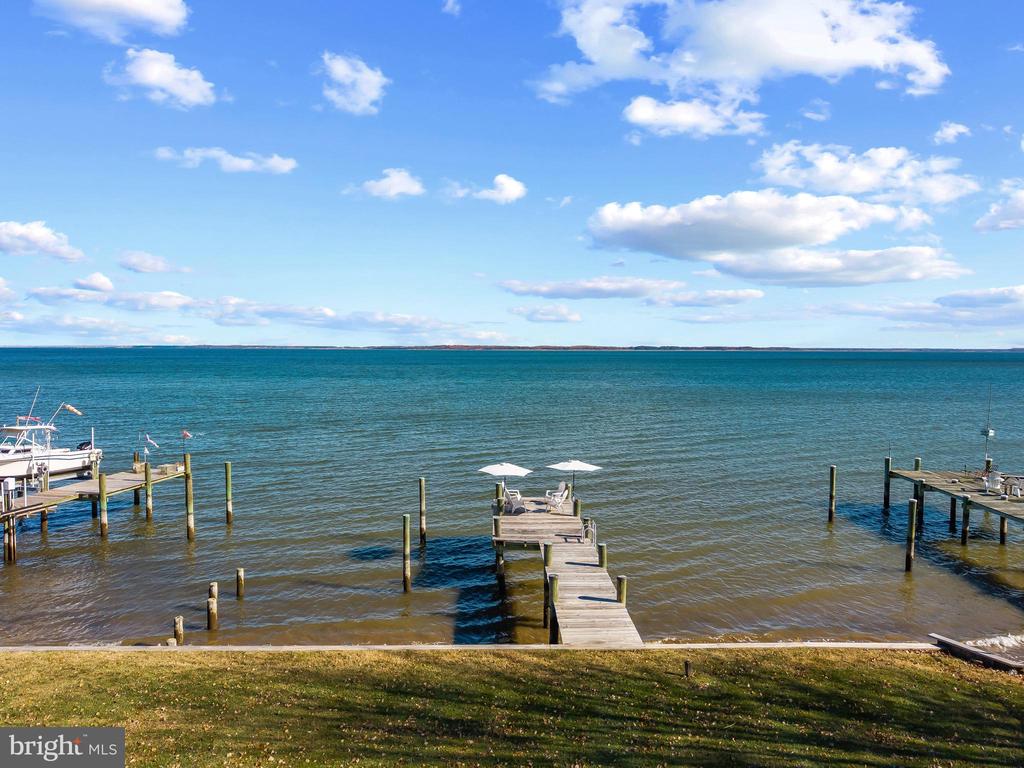 CHESTER RIVER WATERFRONT | 806 MONROE MANOR ROAD