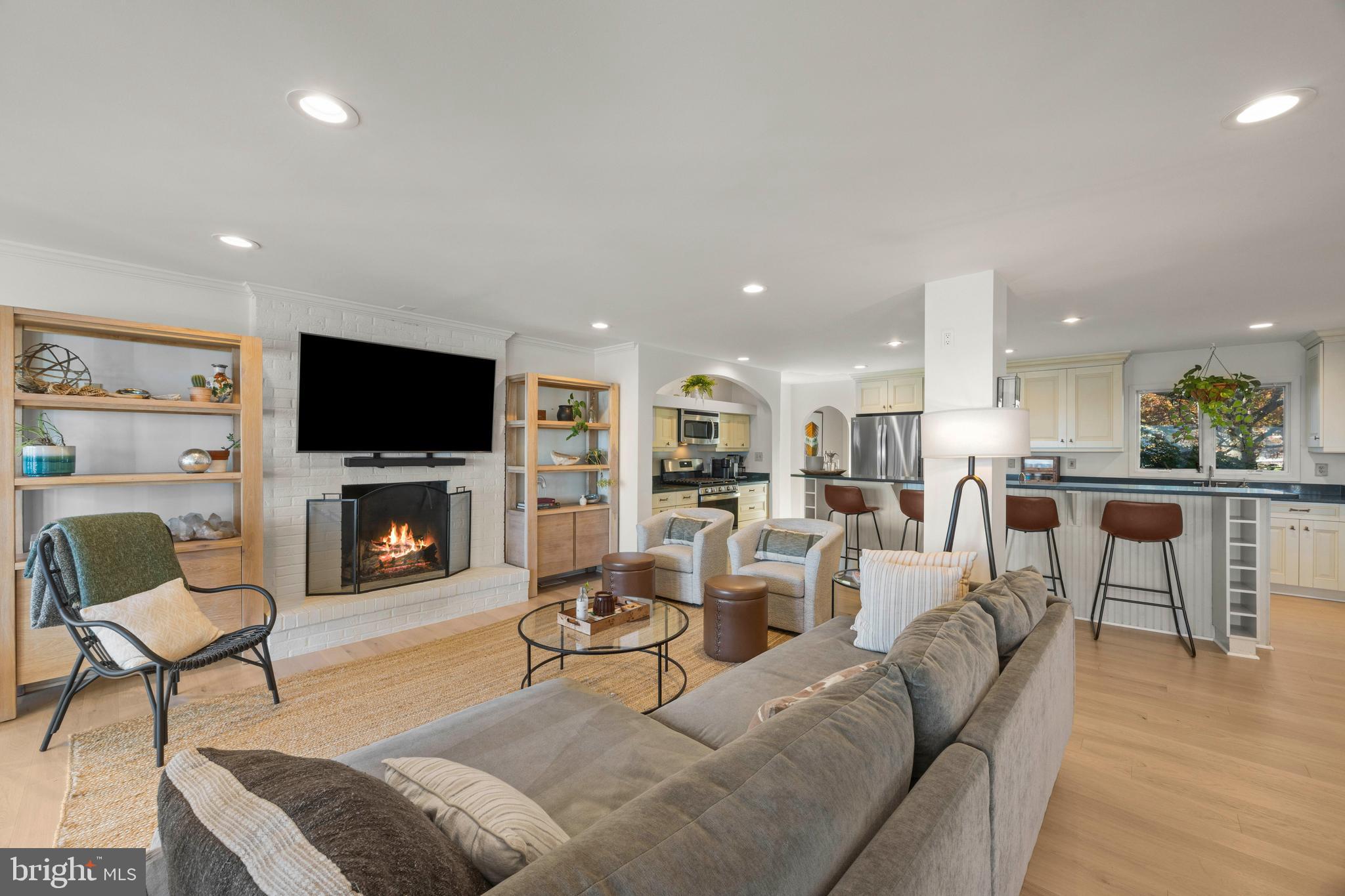 CHESTER RIVER WATERFRONT | 806 MONROE MANOR ROAD