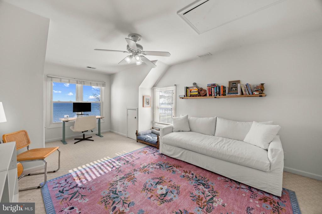 CHESTER RIVER WATERFRONT | 806 MONROE MANOR ROAD