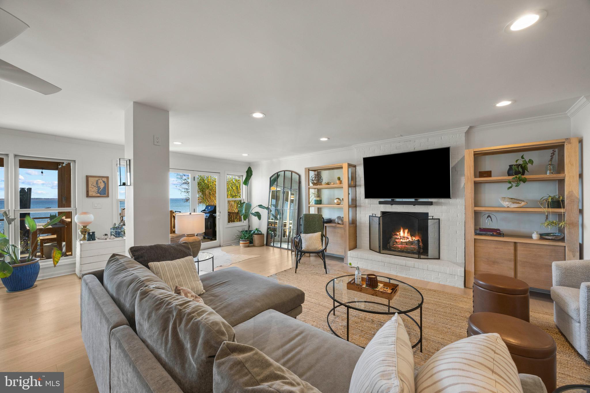 CHESTER RIVER WATERFRONT | 806 MONROE MANOR ROAD