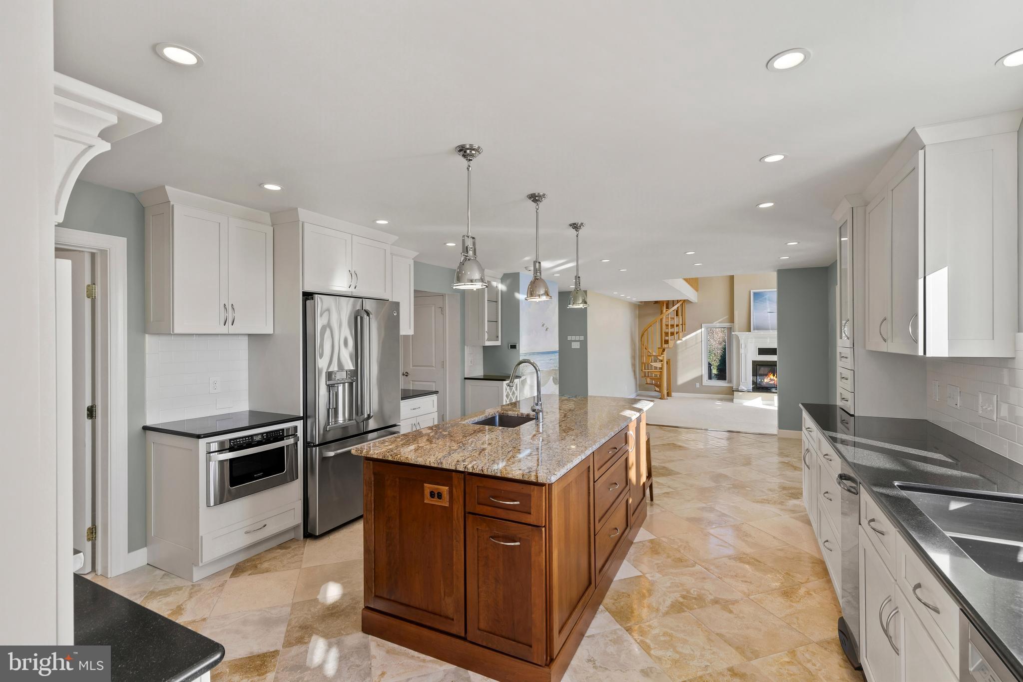 EASTERN SHORE WATERFRONT | 200 MALLARD COVE LANE