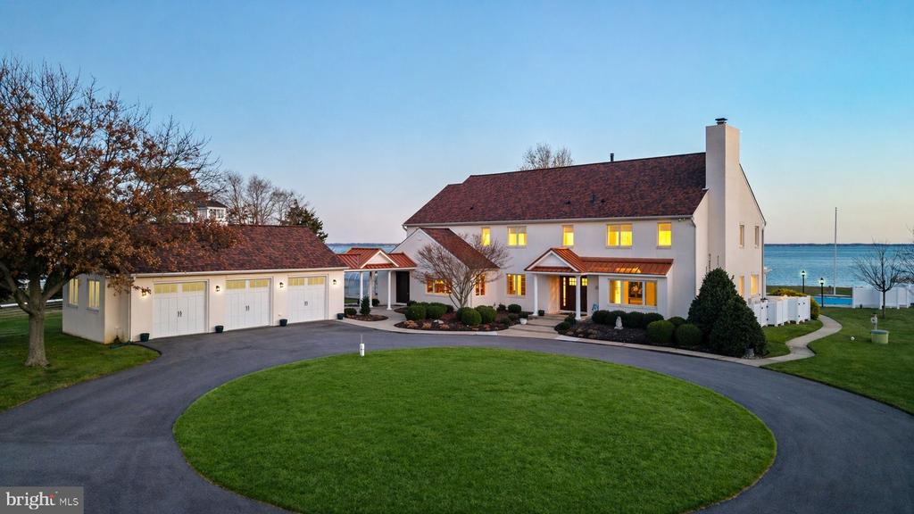 EASTERN SHORE WATERFRONT | 200 MALLARD COVE LANE