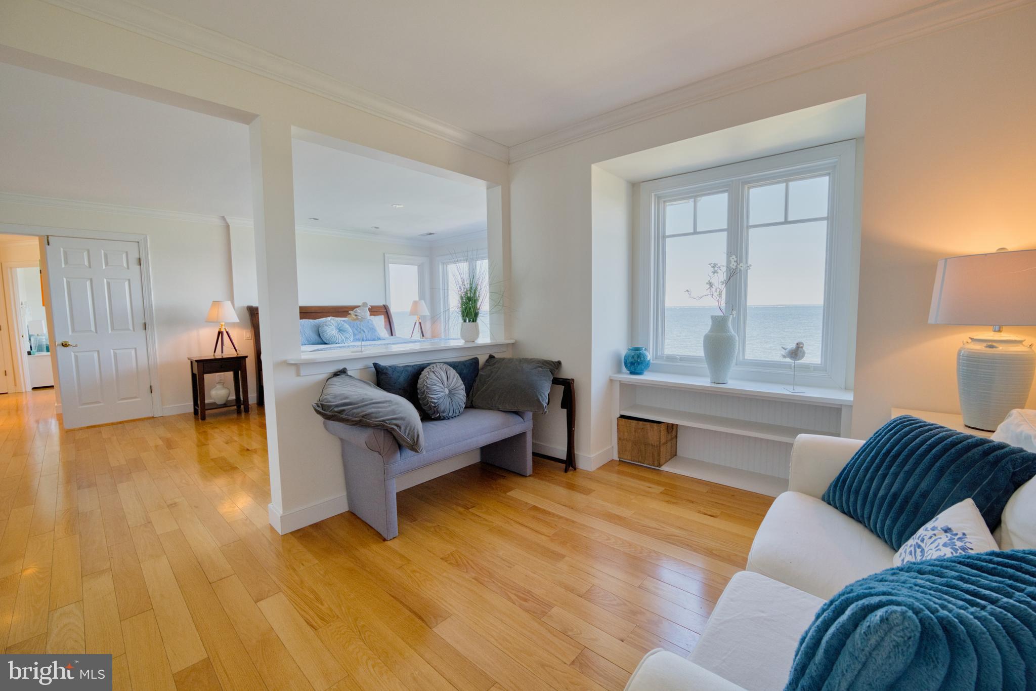 CHESAPEAKE BAY WATERFRONT | 216 LIGHTHOUSE VIEW DRIVE