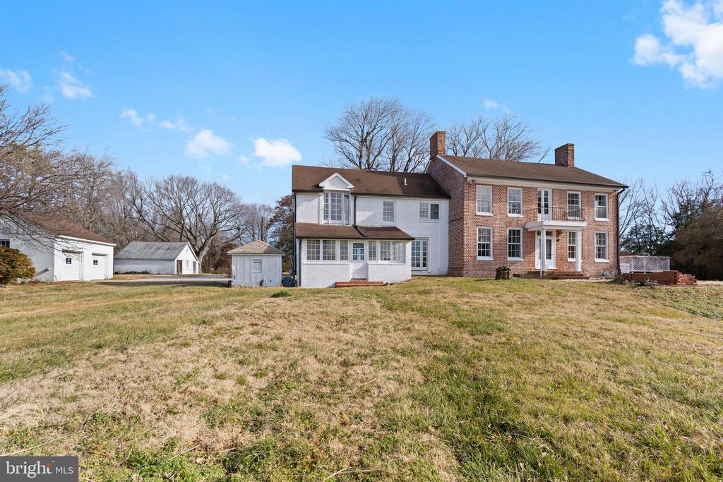 EASTERN SHORE WATERFRONT | 301 JOHN KALLIS LANE