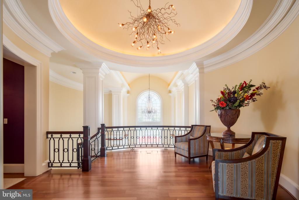 200 BRIDGEVIEW LANE