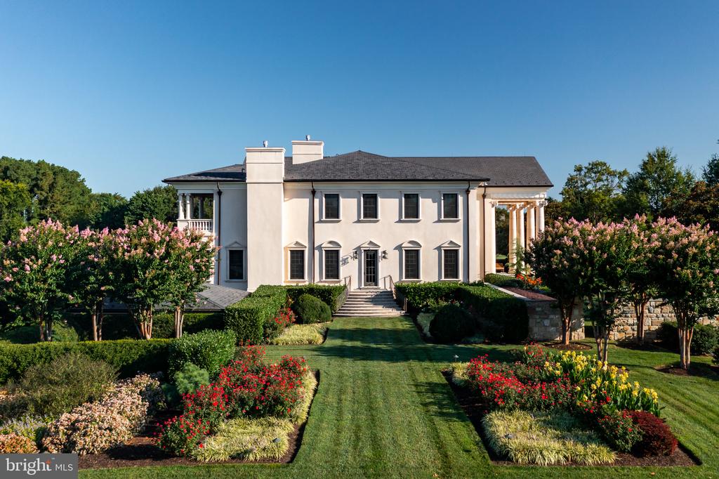 200 BRIDGEVIEW LANE