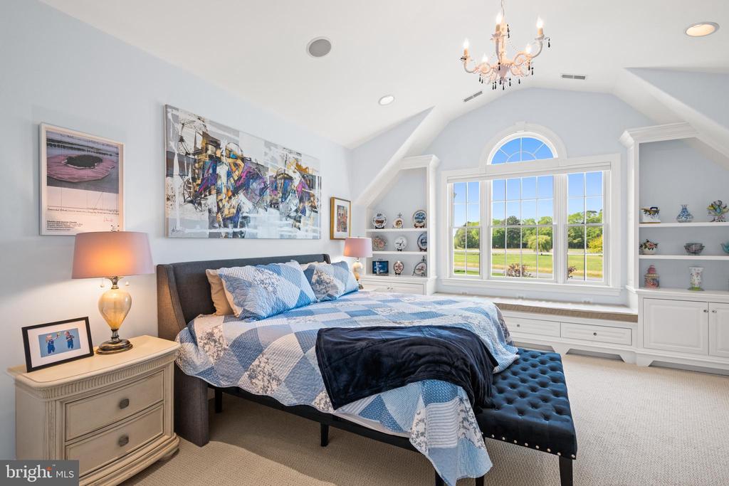 330 SERENITY LANE | CRAB ALLEY CREEK WATERFRONT