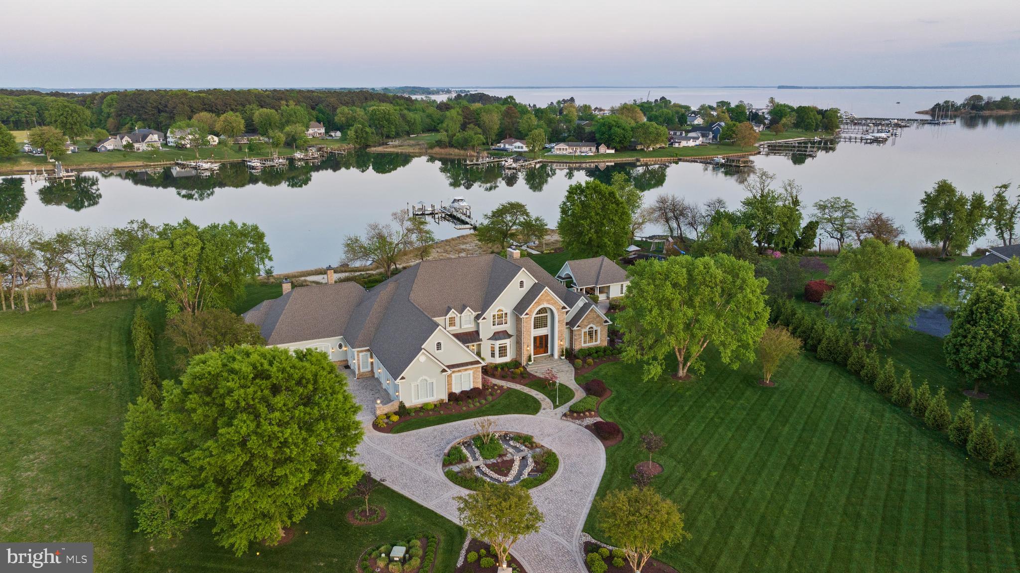 330 SERENITY LANE | CRAB ALLEY CREEK WATERFRONT