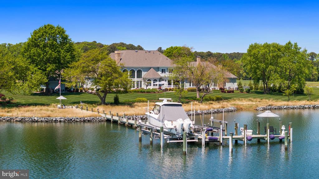 330 SERENITY LANE | CRAB ALLEY CREEK WATERFRONT