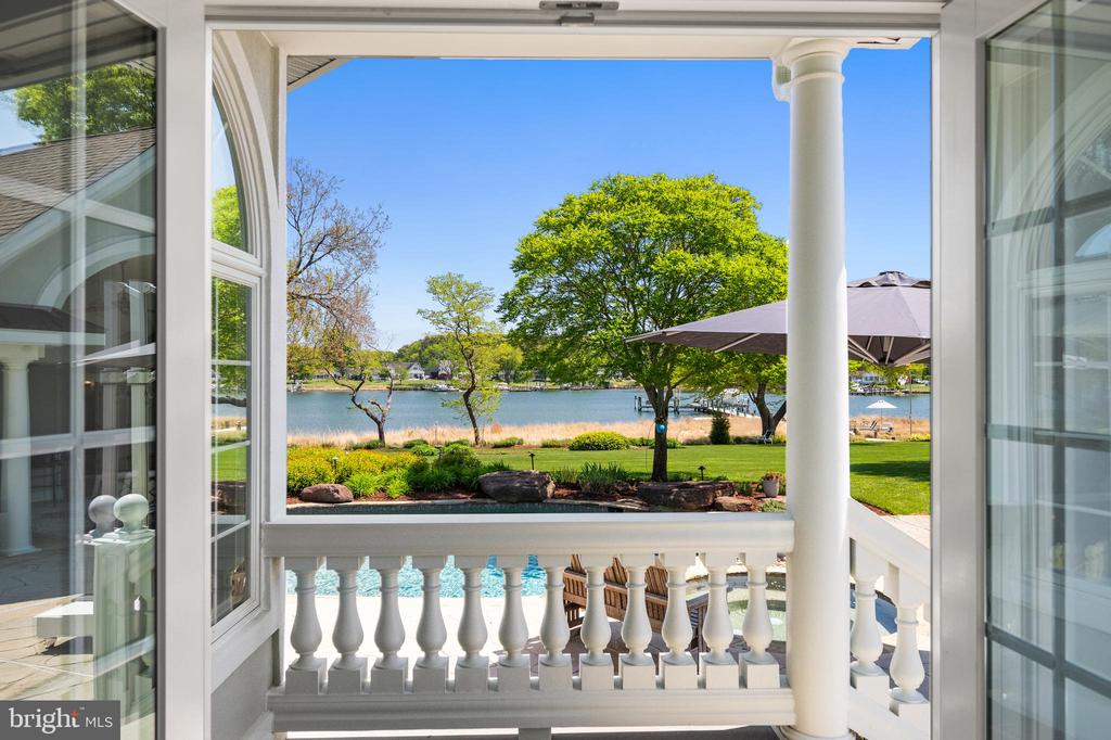 330 SERENITY LANE | CRAB ALLEY CREEK WATERFRONT