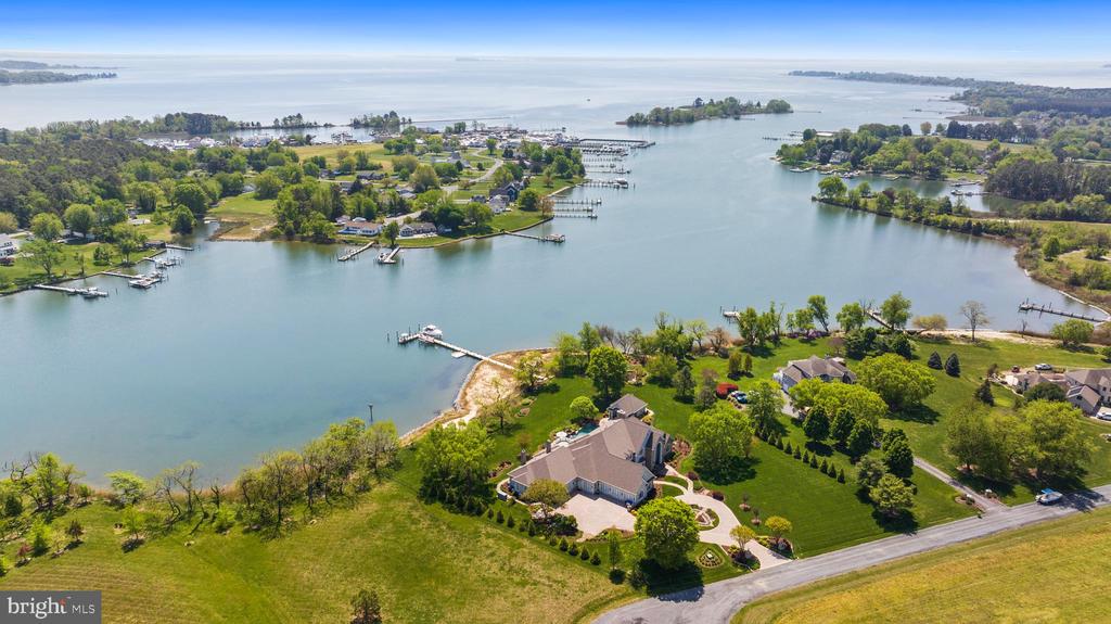 330 SERENITY LANE | CRAB ALLEY CREEK WATERFRONT