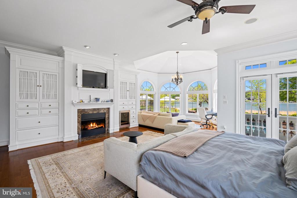 330 SERENITY LANE | CRAB ALLEY CREEK WATERFRONT