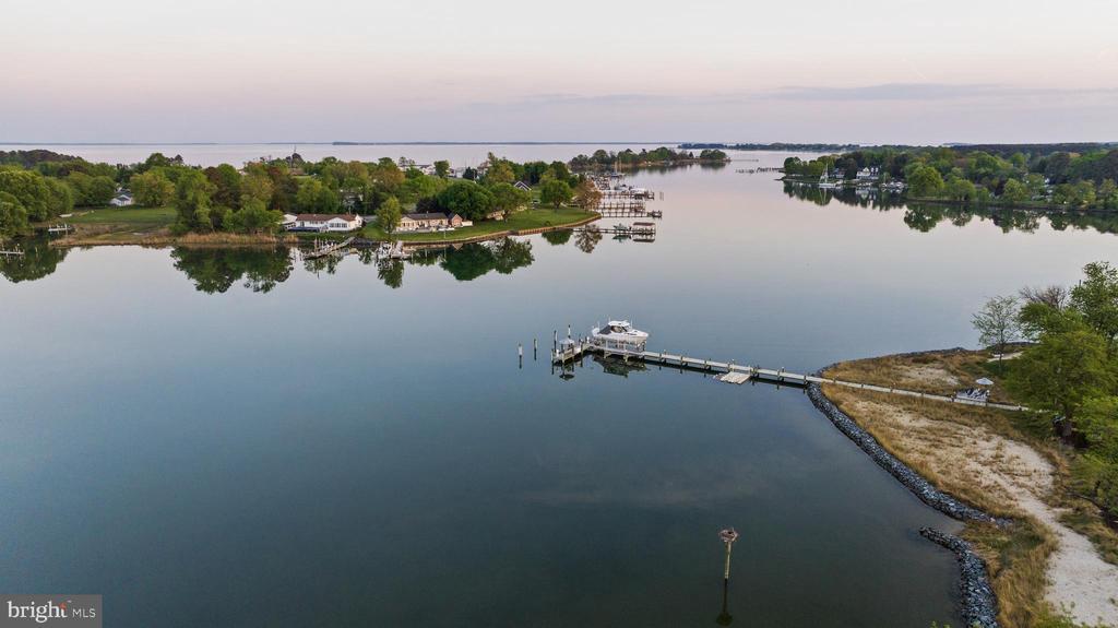 330 SERENITY LANE | CRAB ALLEY CREEK WATERFRONT