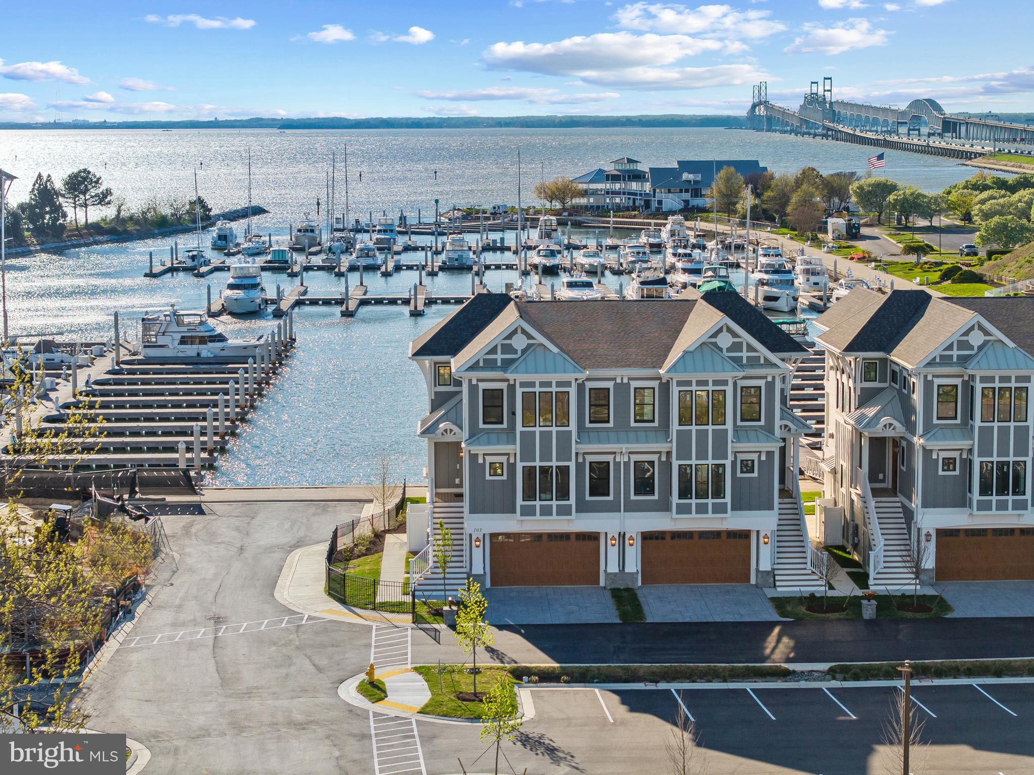WATERFRONT LIVING AT SUNSET WHARF | 111 PETRIE WAY