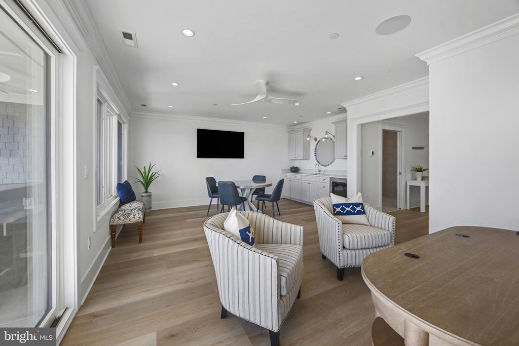 115 PETRIE WAY