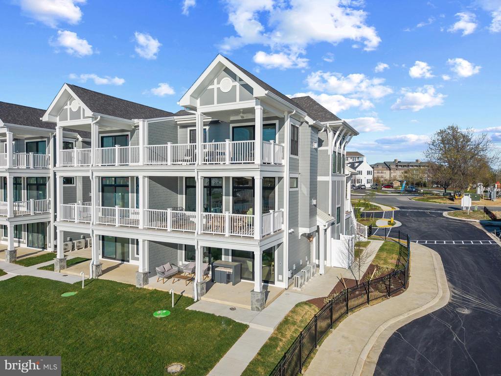 123 PETRIE WAY