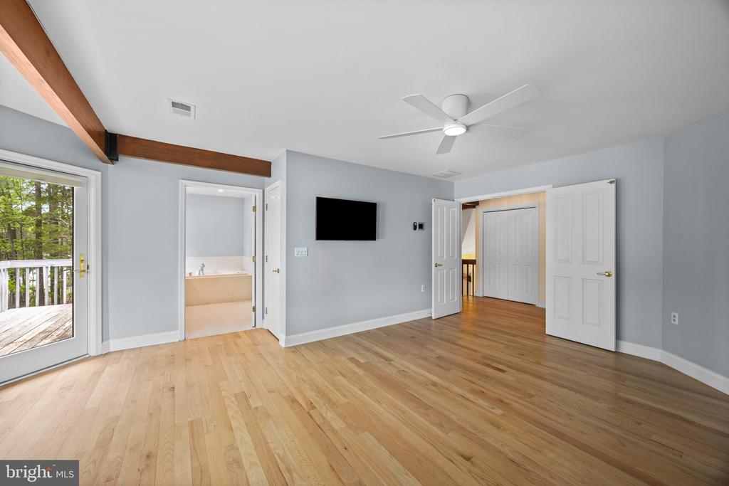 EASTERN SHORE WATERFRONT | 132 TANNERS POINT DRIVE
