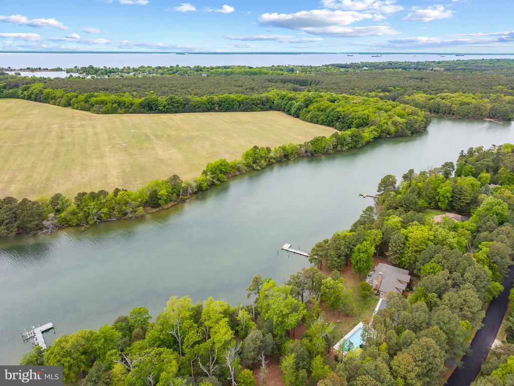 EASTERN SHORE WATERFRONT | 132 TANNERS POINT DRIVE