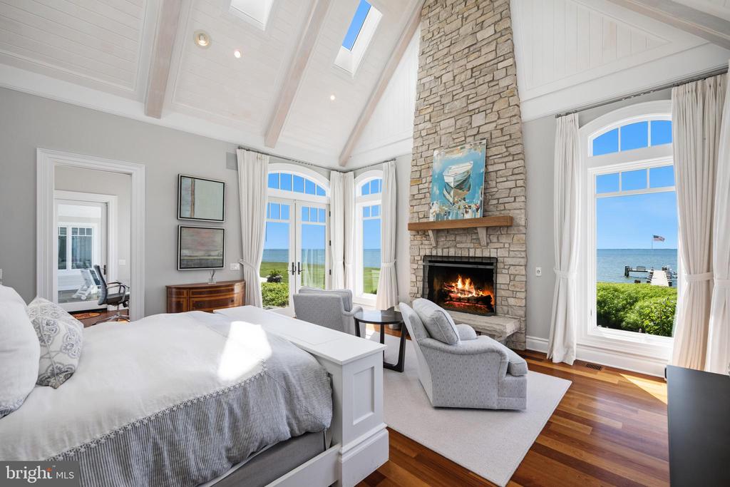 CHESAPEAKE BAY WATERFRONT ESTATE ON 20 ACRES | 7328 KENT POINT ROAD