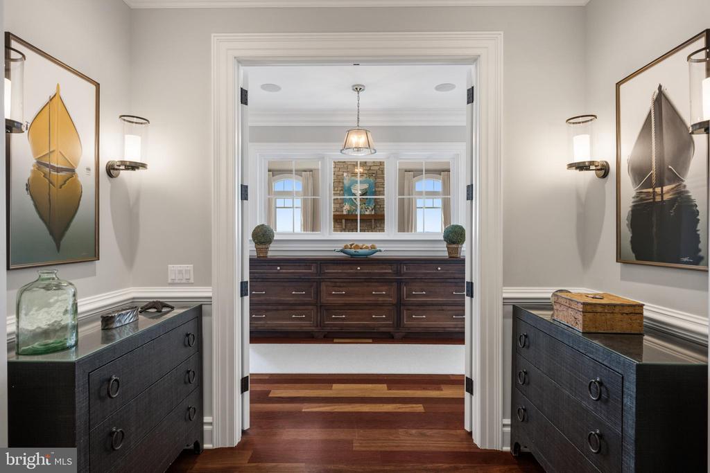 CHESAPEAKE BAY WATERFRONT ESTATE ON 20 ACRES | 7328 KENT POINT ROAD