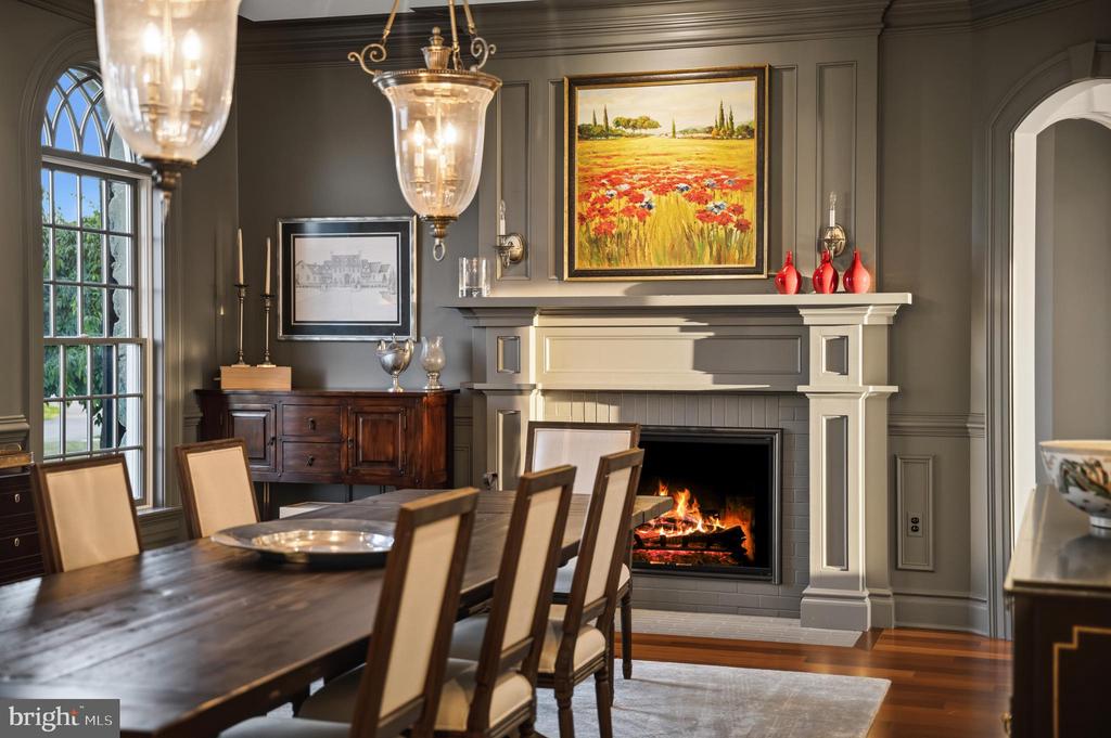 CHESAPEAKE BAY WATERFRONT ESTATE ON 20 ACRES | 7328 KENT POINT ROAD