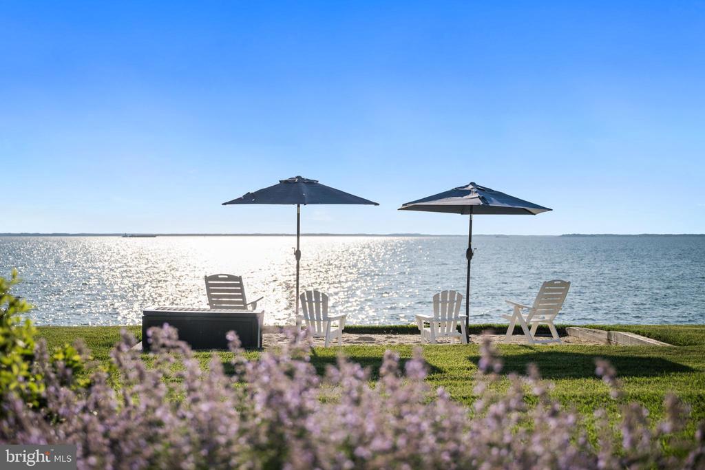CHESAPEAKE BAY WATERFRONT ESTATE ON 20 ACRES | 7328 KENT POINT ROAD
